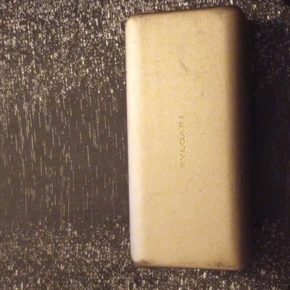 Beautiful Bvlgari Sunglasses Case - Picture 3 of 4